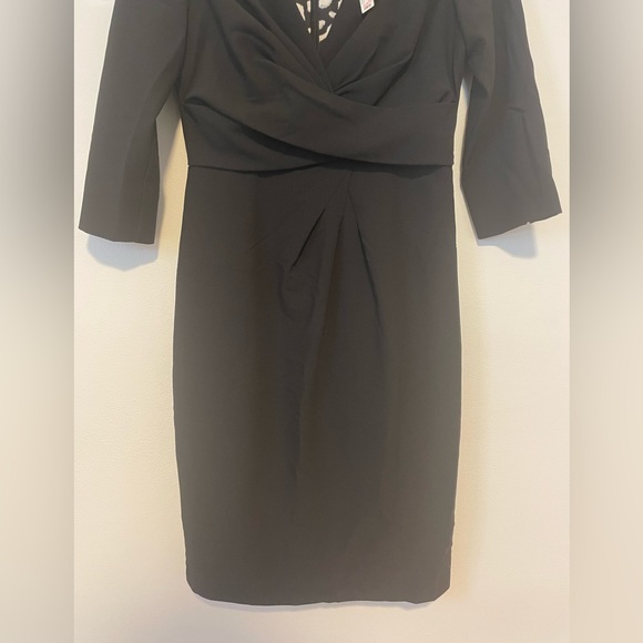 NWT White House Black Market size 2 Deep V Dress - Picture 9 of 10